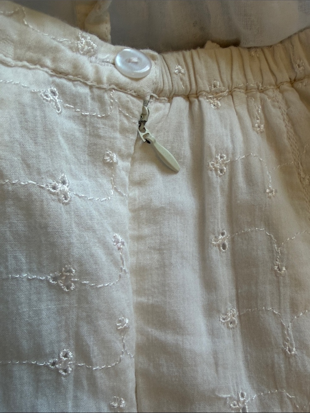 Vintage Papillon White Floral Embroidered Midi Skirt Size S Crochet Hem Fairy - Picture 5 of 11
